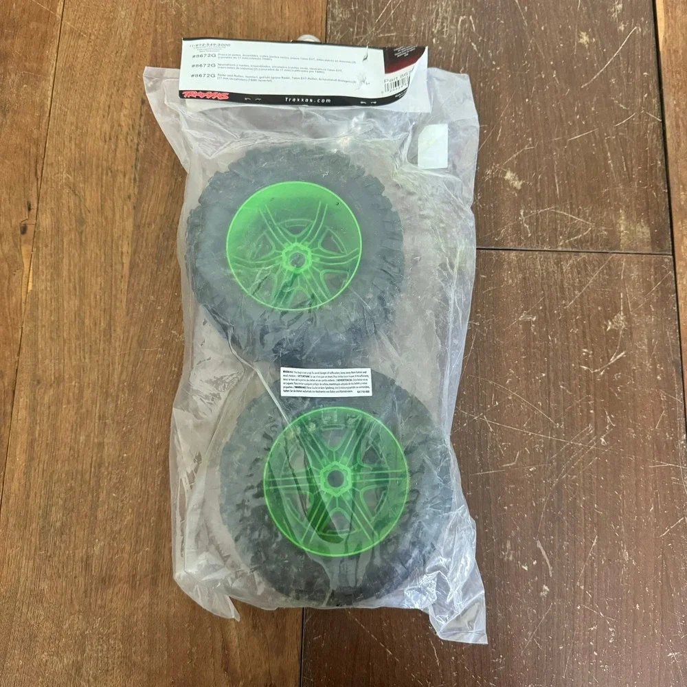Traxxas 8672G Tire /Wheel Assembled Glued (Green Wheels, Talon‎ EXT Tires)